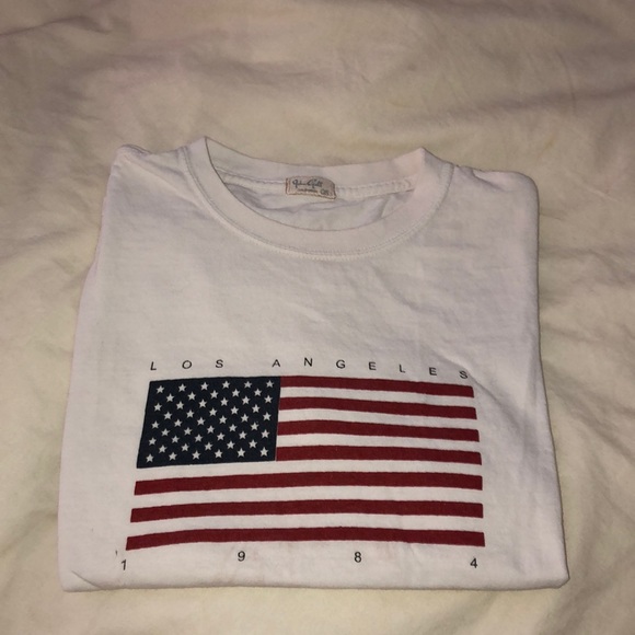 BRANDY MELVILLE flag top - Picture 1 of 4